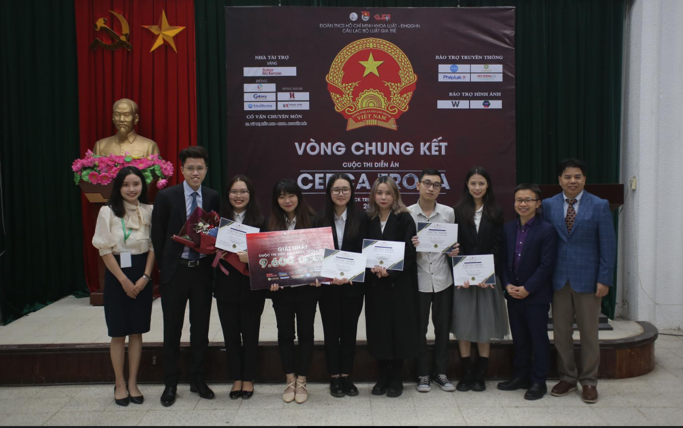 Phiên[-]tòa[-]chung[-]kết[-]cuộc[-]thi[-]diễn[-]án[-]Cerca[-]Trova[-]2020[-]đã[-]tổ[-]chức[-]thành[-]công